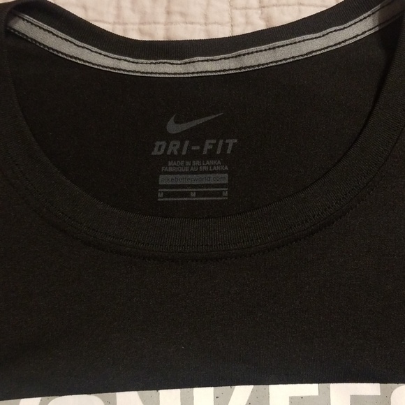 Yankees Dri-Fit Shirt - Picture 4 of 4